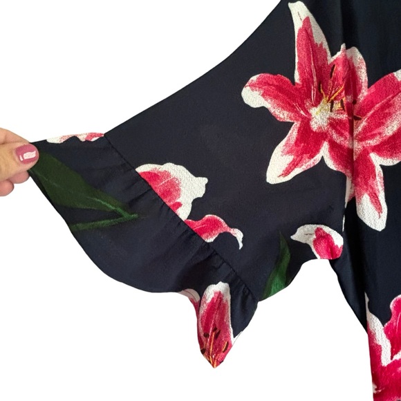 Lulu’s Stargazer Lily Navy Blue Floral Print Maxi Wrap Dress Size Med - Picture 4 of 8